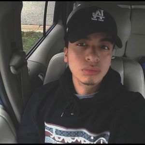 Meet your Posher, Luis